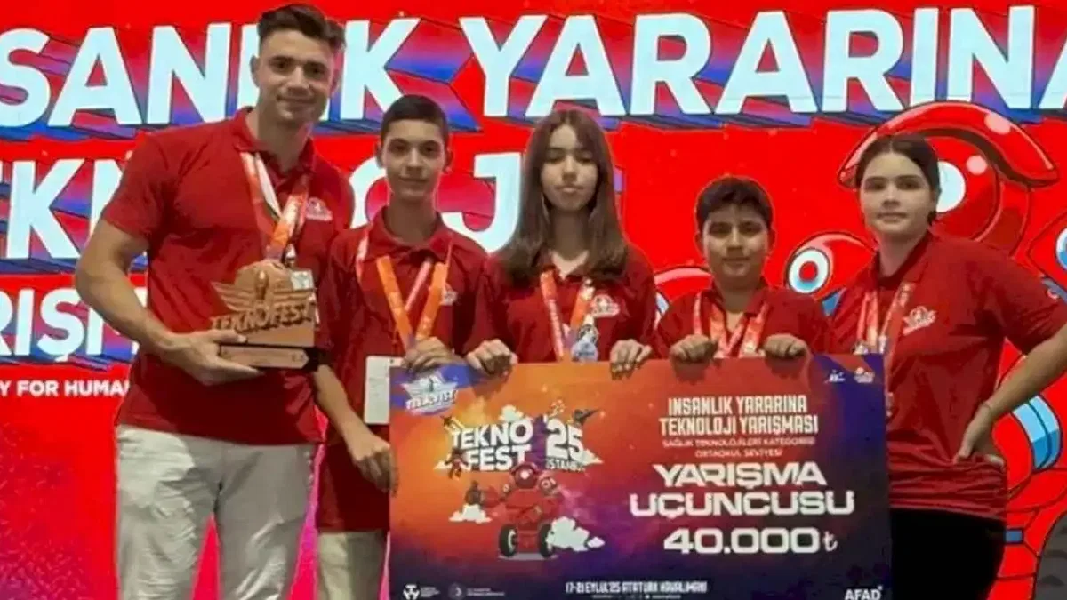 İzmirli öğrencilerden TEKNOFEST’te büyük başarı