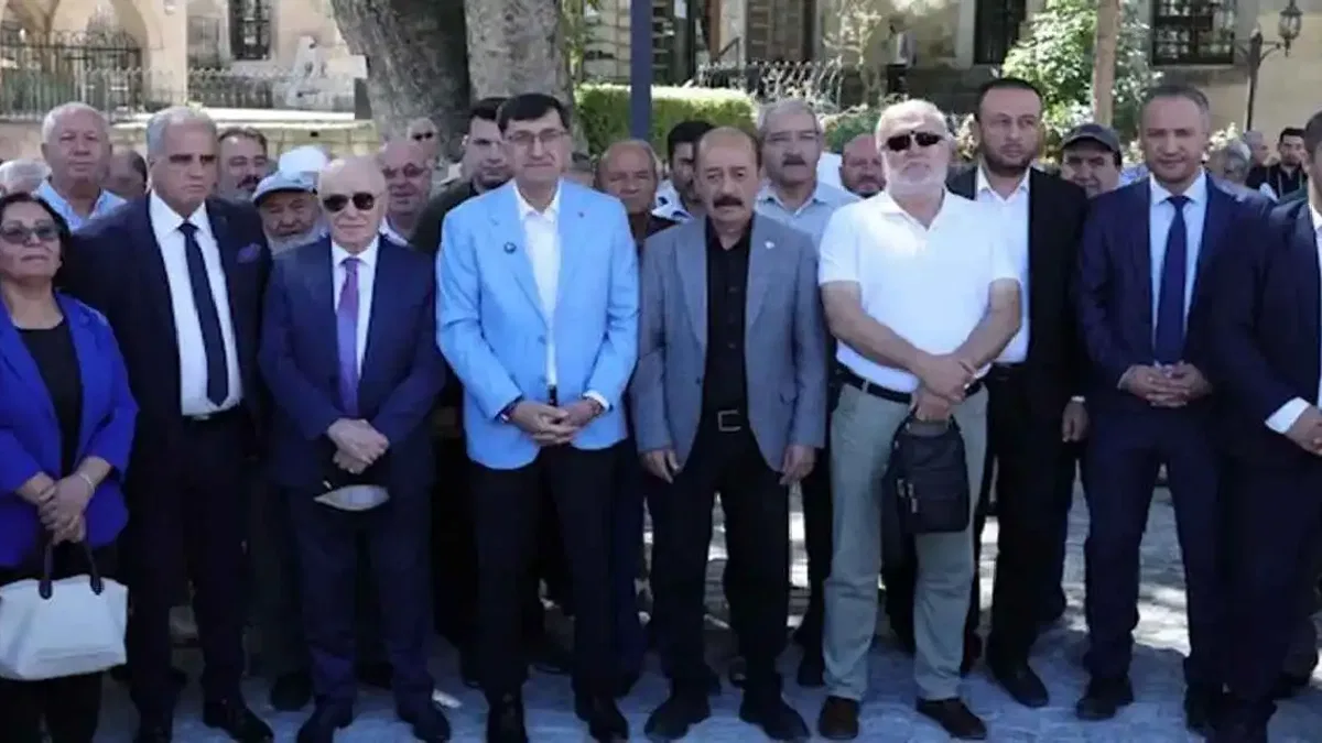 Kütahya’da Ulu Cami Meydan Parkı hizmete açıldı
