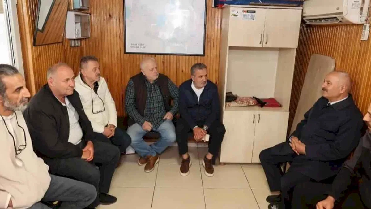 Gebze'de Başkan Büyükgöz yeni haftaya taksicilerle başladı