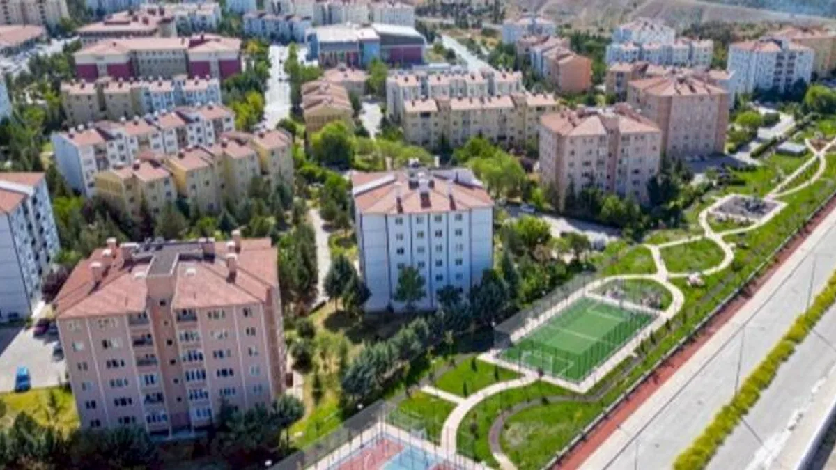 Nevşehir Belediyesi'nden park içine spor tesisi