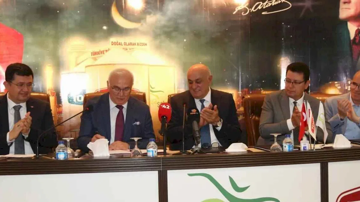Anadolu Birlik Holding Ve Tarım Kredi güçlerini birleştirdi