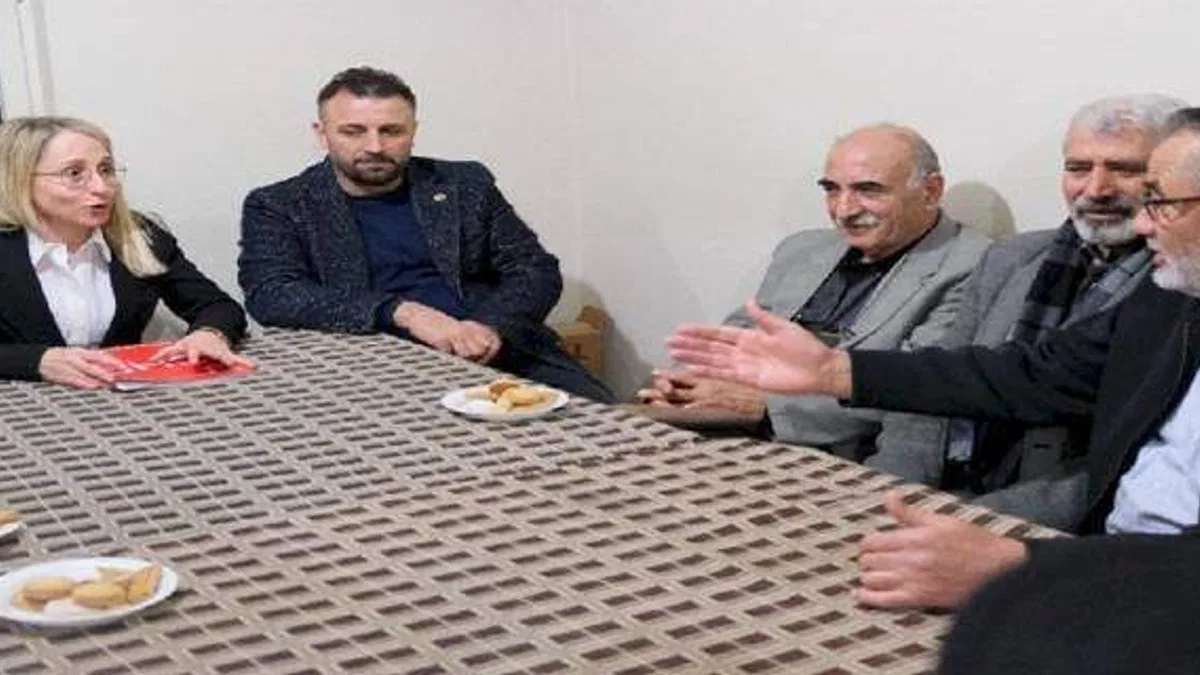 CHP'li Enç startını köyünden verdi