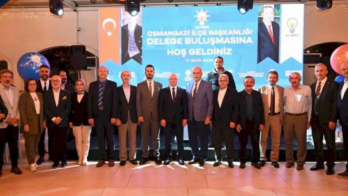 Bursa'da AK Partililer Osmangazi delegeleriyle buluştu