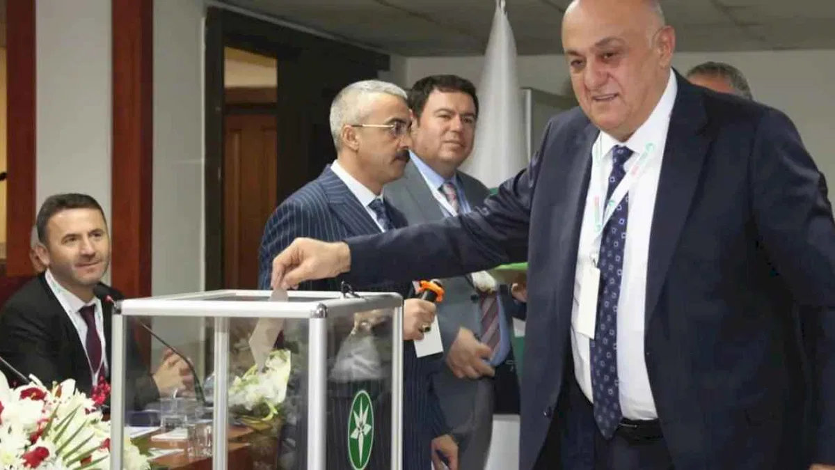 PANKOBİRLİK'te Erkoyuncu güven tazeledi