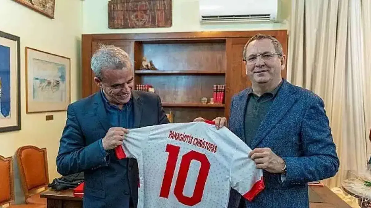 Ayvalıkgücü Belediyespor, Aetos Lutron dostluk maçında Midilli Adası'nda karşılaştı.