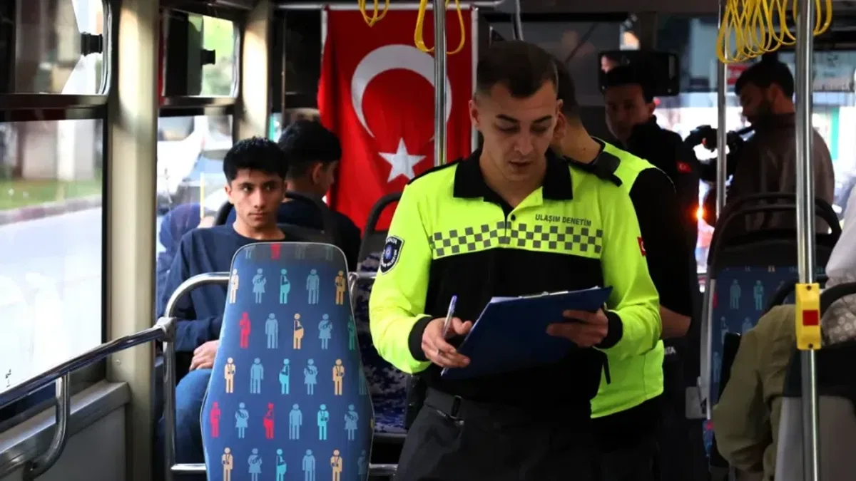 Antalya’da toplu taşıma araçlarına sıkı denetim