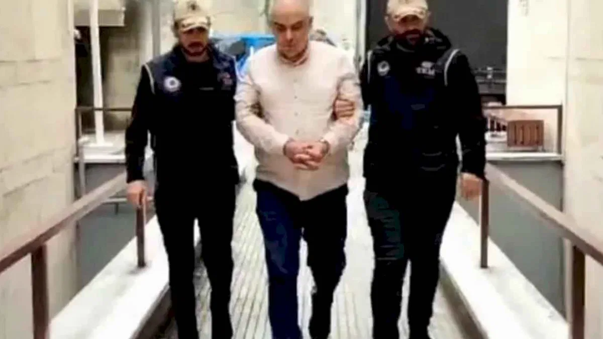 Bursa'da FETÖ operasyonu! Bursa Eski Cumhuriyet Başsavcısı yakalandı