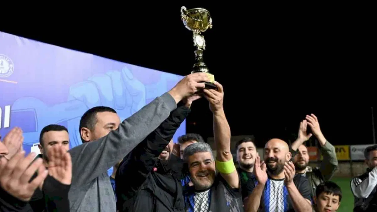 Bursa Gemlik'te Emek Turnuvası’nın şampiyonu Çimtaş oldu
