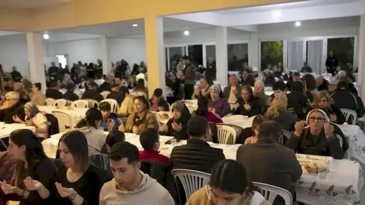 Ramazan’ın bereketi Güzelbahçe’de ortak sofrada paylaşıldı