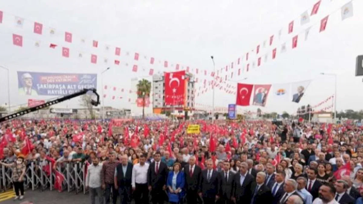 Adana'da Şakirpaşa Alt Geçidi’e muhteşem açılış