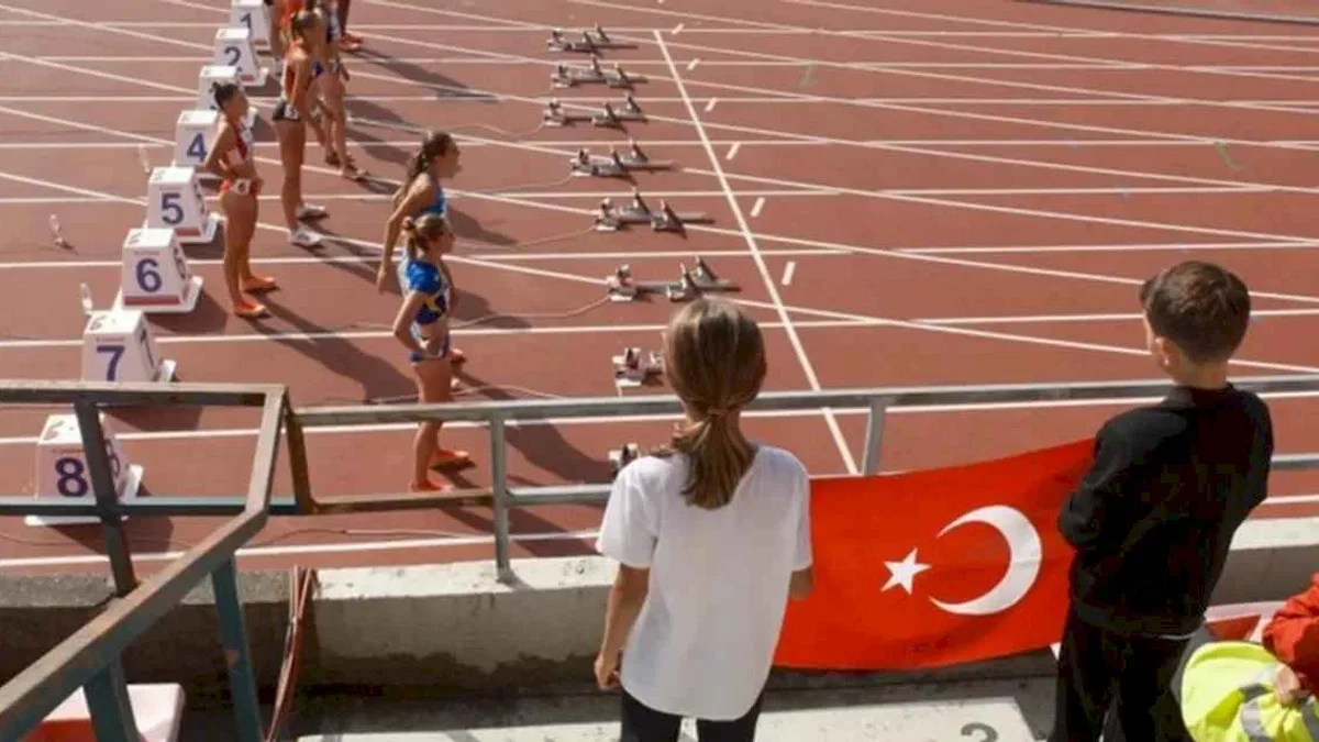 Türkiye’nin en hızlı çocukları U20'de uluslararası heyecan yaşadı