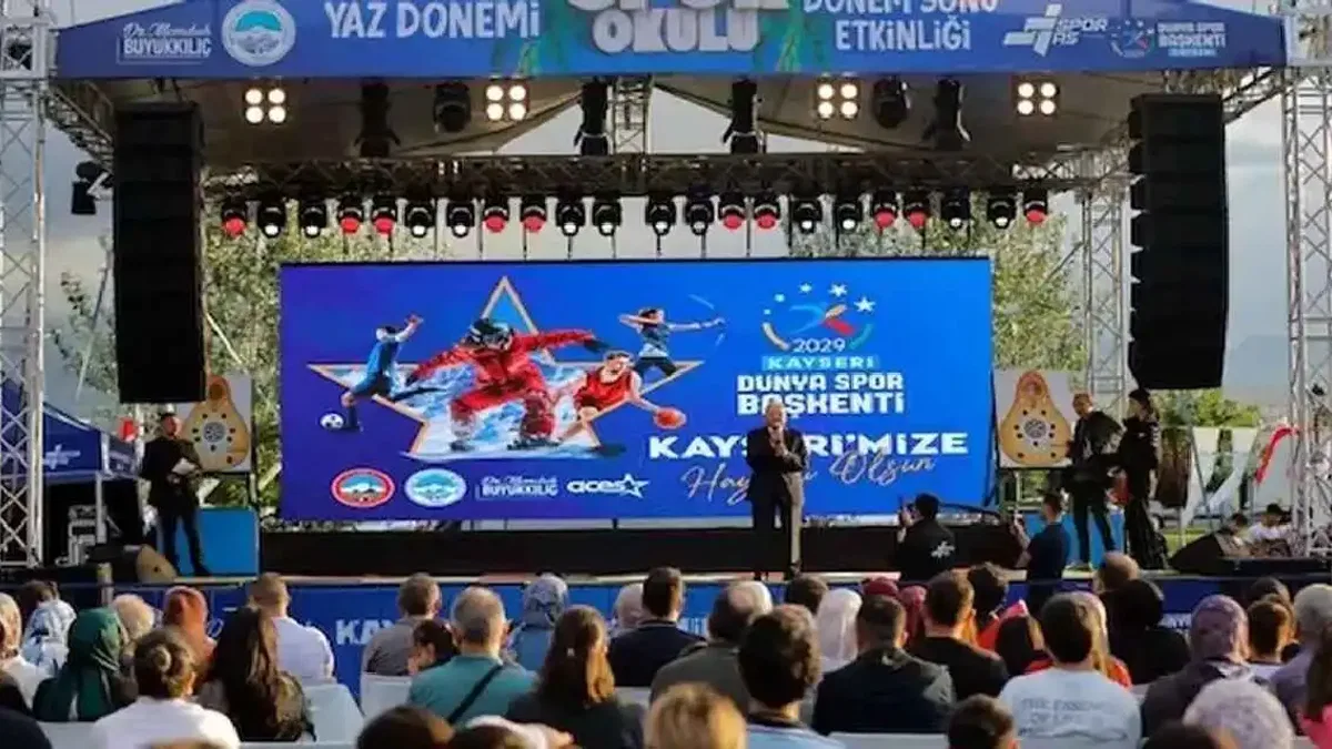 Kayseri Büyükşehir'in Yaz Spor Okulu'nda 15 bin öğrenci yer aldı