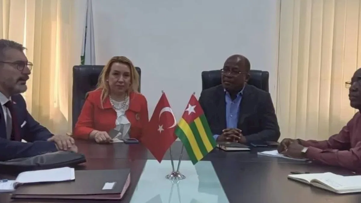 MEB'den Togo ve Senegal'e iş birliği ziyareti
