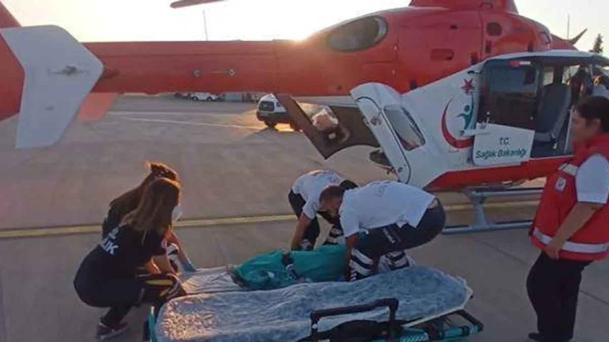 Ambulans helikopter yanık tedavisi gören çocuk için havalandı