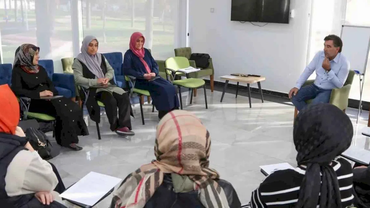 DOSD Meram’da “Kaygı ile Baş Etme” programı başladı