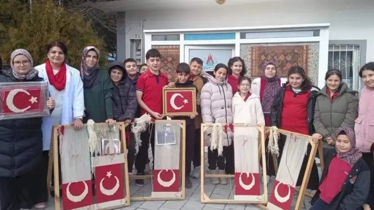 NAPEM'in Halı Dokuma Atölyesi'ne özel misafir