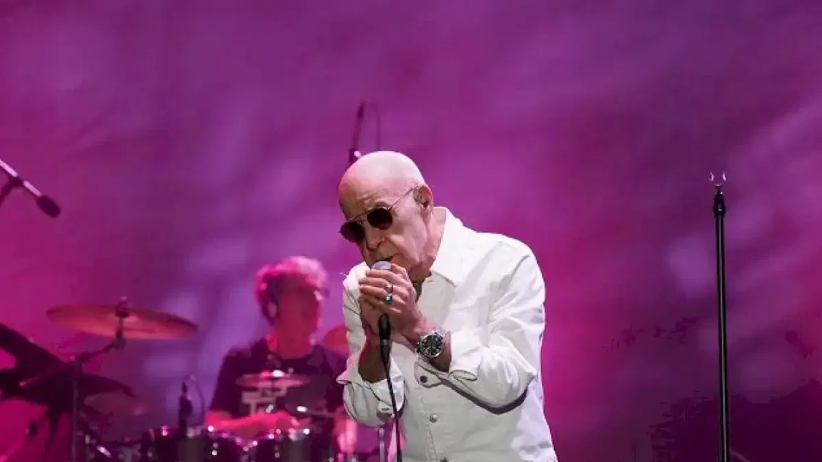 Mazhar Alanson'dan zor konser!