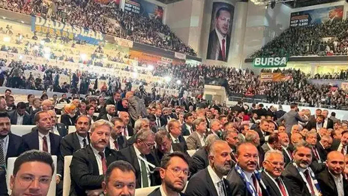 AK Parti Kayseri'den kongre çıkarması