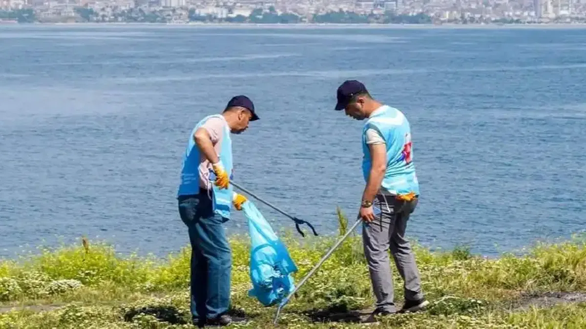 Beylikdüzü'nde özel kıyı temizliği