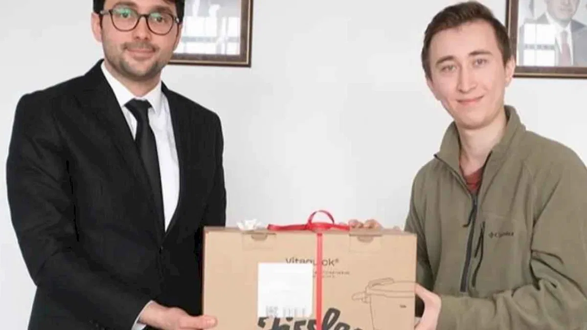 Bursa İnegöl'de elektronik atık kampanyasının kazananları ödüllerini aldı