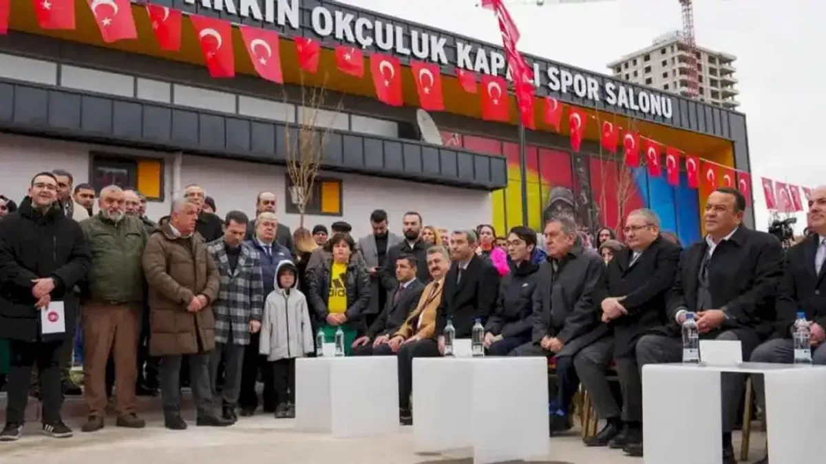 Ankara Keçiören yeni okçuluk salonu! İlk atış Mete Gazoz’dan!