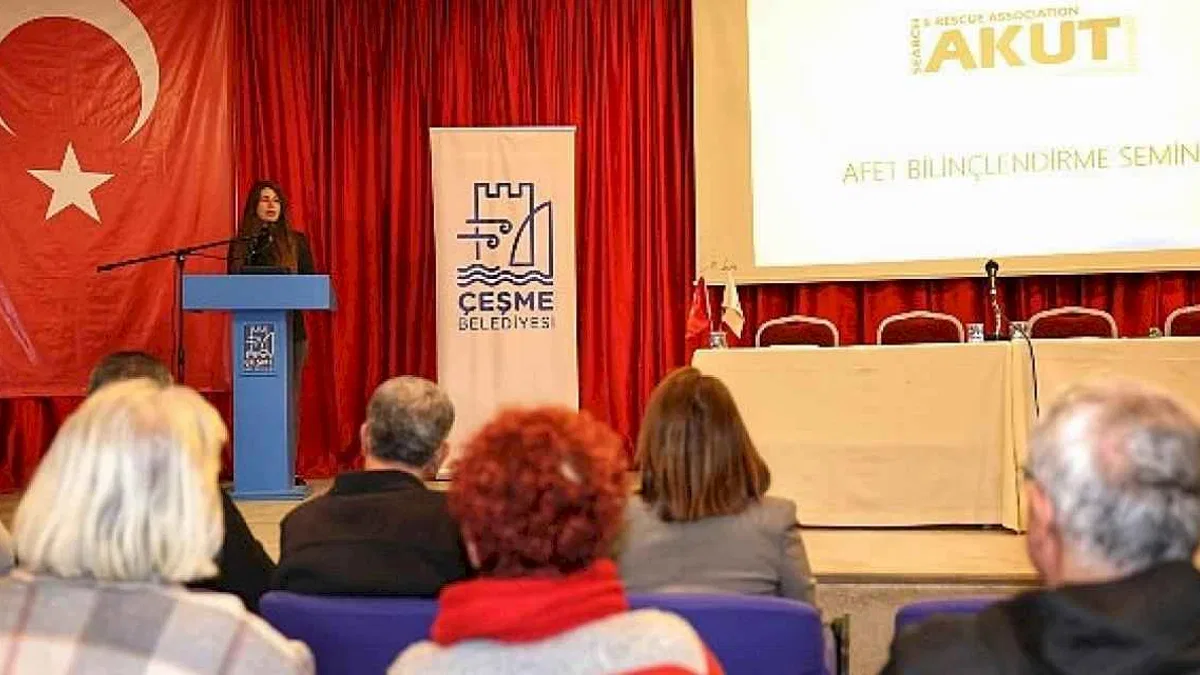 Çeşme Belediyesi ve AKUT'tan afetlere karşı güçlü adım: Temel Afet Bilinci Semineri
