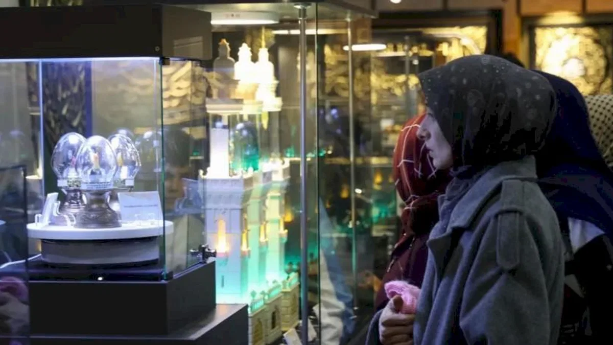 Konya'da 'Mukaddes Emanetler' sergisi doldu taştı