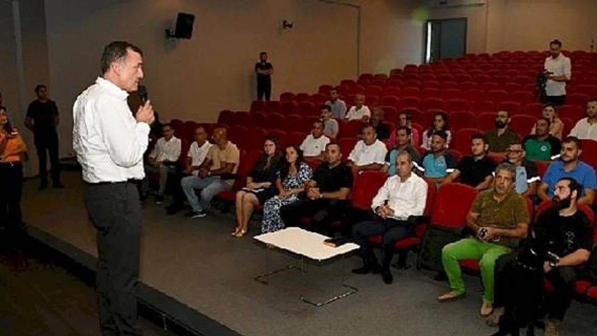Mersin Yenişehir Belediyesi 50 Kişilik Arama Kurtarma Ekibi Kurdu