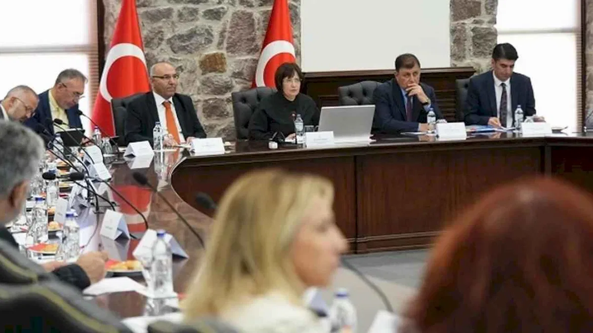 İzmir Körfezi Bilim Kurulu acil eylem için toplandı