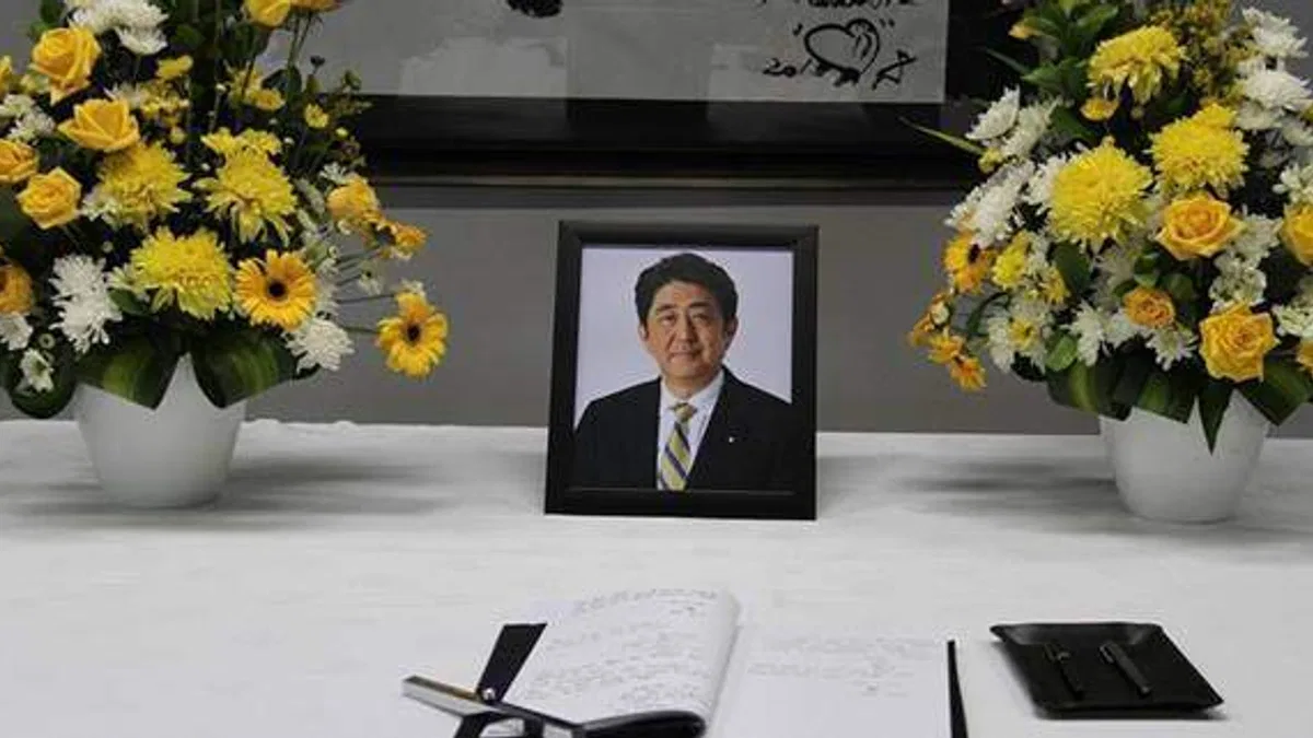 Abe Şinzo'ya resmi cenaze töreni