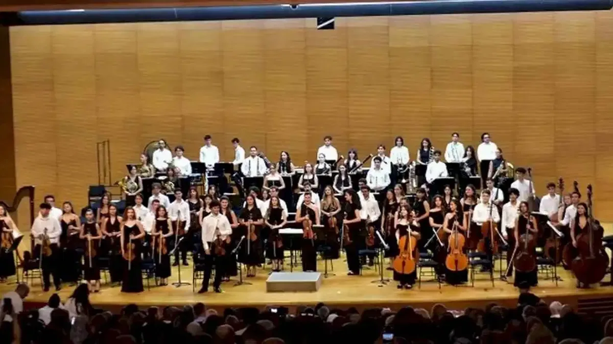 Bursa’da Zafer Bayramı ruhu müzikle yankılandı