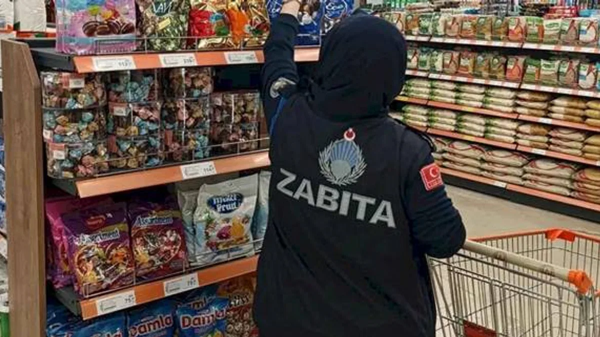 Kocaeli Zabıtası güvenli bayram için sahada