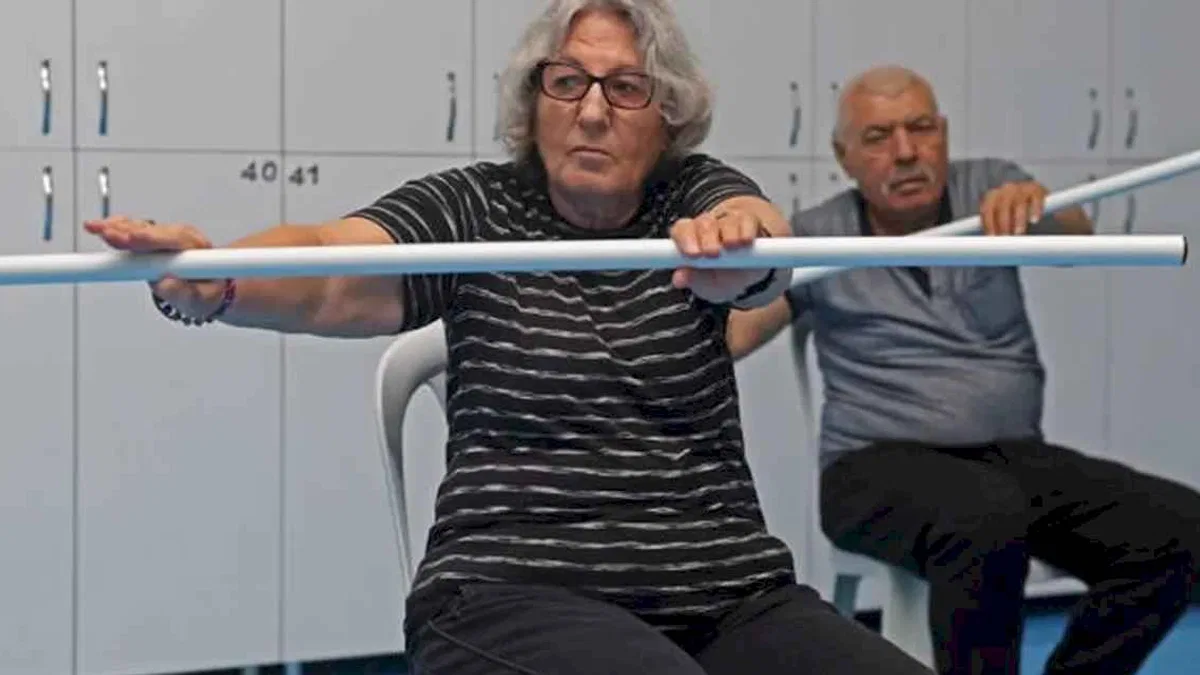 Parkinson hastaları sporla hayata bağlanıyor