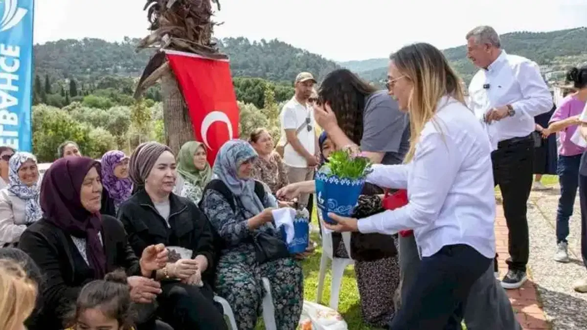 Güzelbahçeli anneler kahvaltıda buluştu
