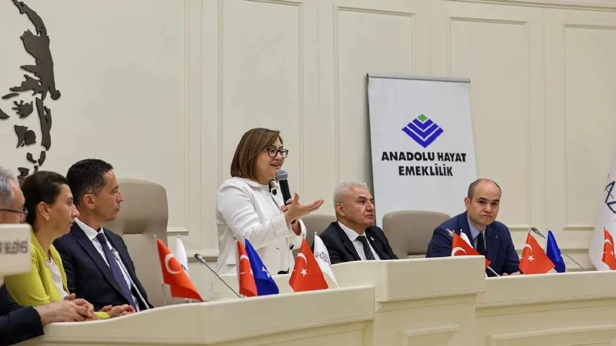 Gaziantep Büyükşehir personeline grup hayat sigortası