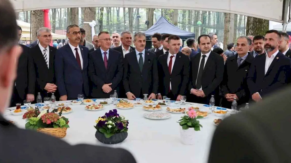 Sakarya protokolü bayramlaştı