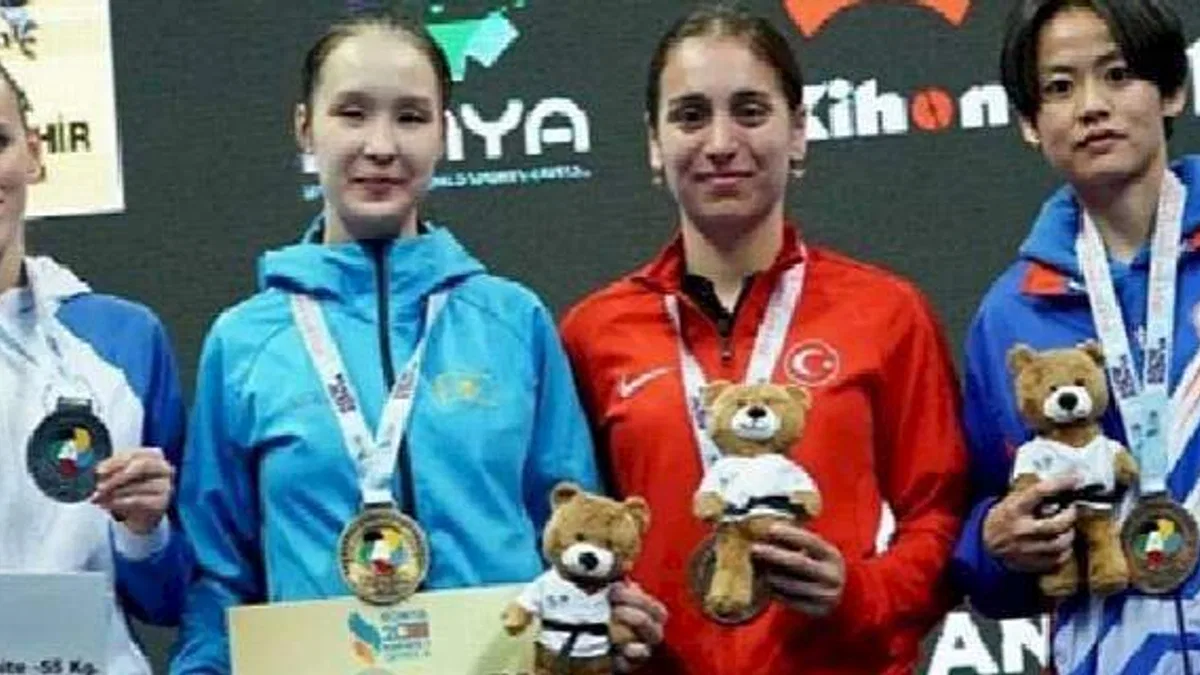 Kağıtsporlu Gülsen, Seri A'dan madalyayla döndü