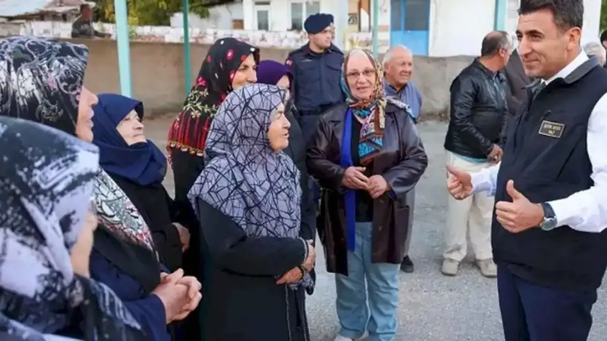 Bilecik Valisi'nden köy mesaisi