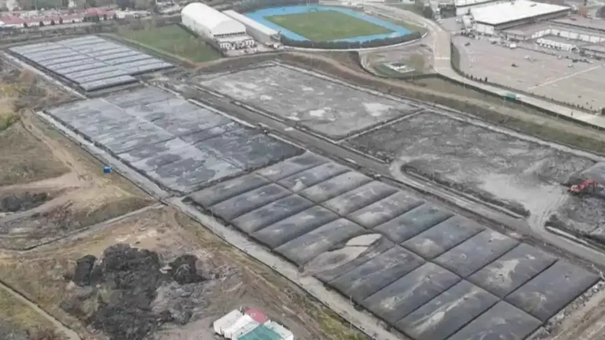 İzmit Körfezi'nden 66 bin kamyonluk çamur temizlendi
