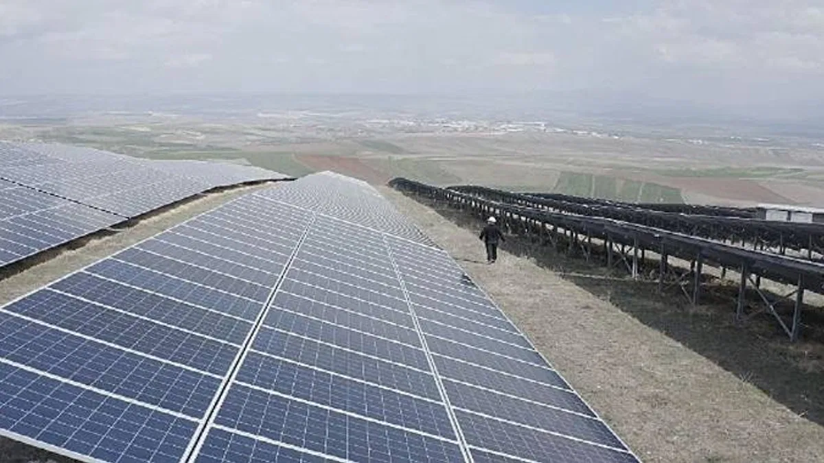 Galata Wind Avrupa'da toplamda 300 MW kapasiteli güneş enerji santrali projeleri geliştirecek