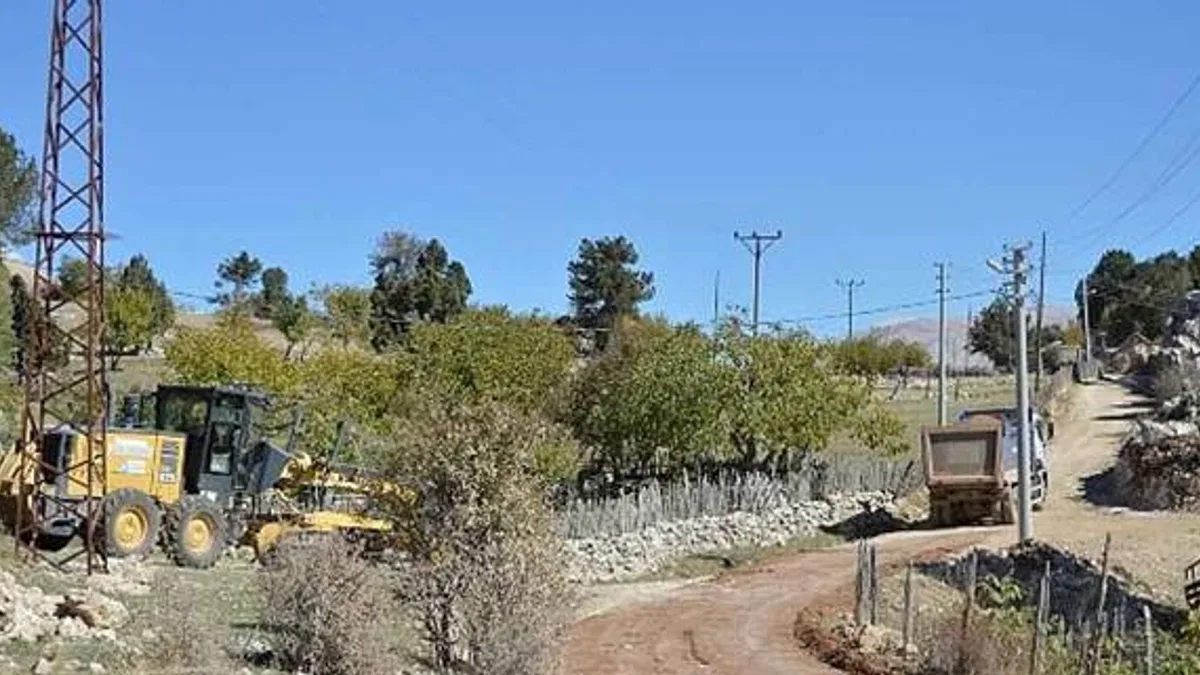 Ernez Yaylası yolu yenileniyor