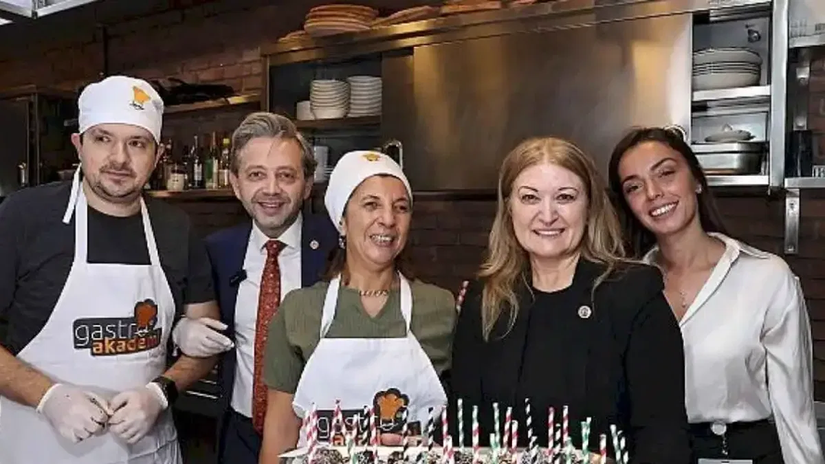 Beyaz Baston Günü'nde farkındalık yaratan atölye çalışması
