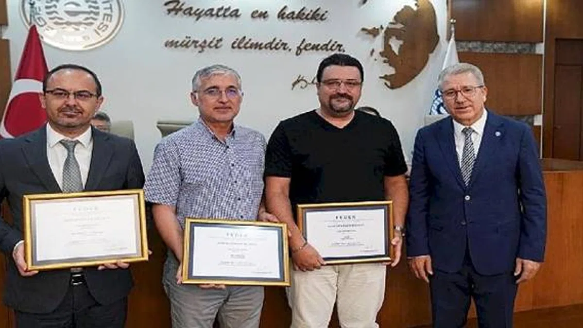 EÜ Fizik ve Matematik bölümlerinin akreditasyonu 5 yıl süreyle uzatıldı