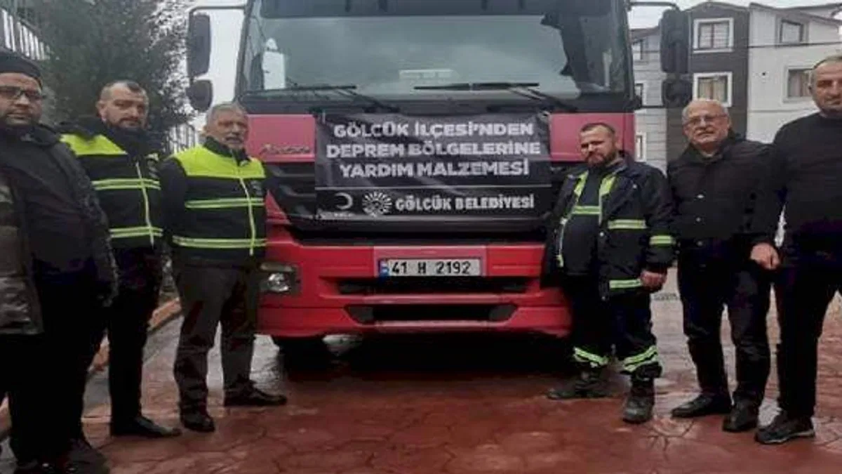 Gölcüklü hayırseverler deprem bölgesinde