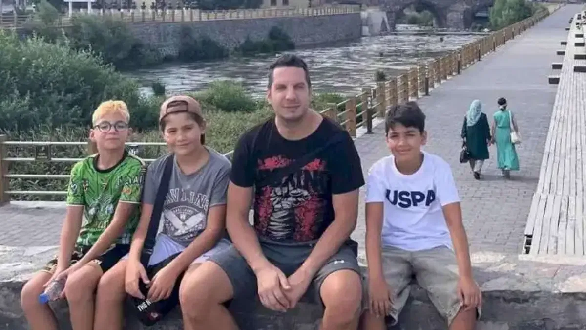 Bostanlıspor'un küçük muaythai sporcuları Kars'ta