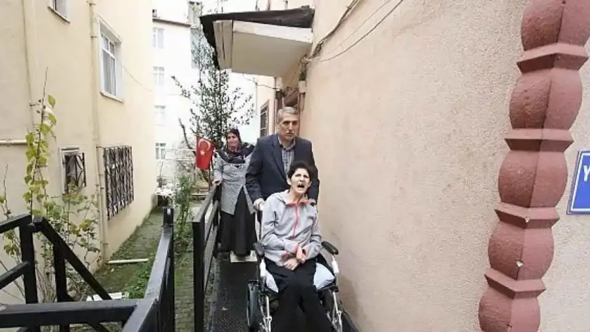 Büyükşehir'den engelli birey için özel rampa