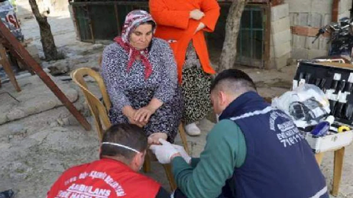 Bursa sağlık hizmetlerini depremzedelerin ayağına götürüyor