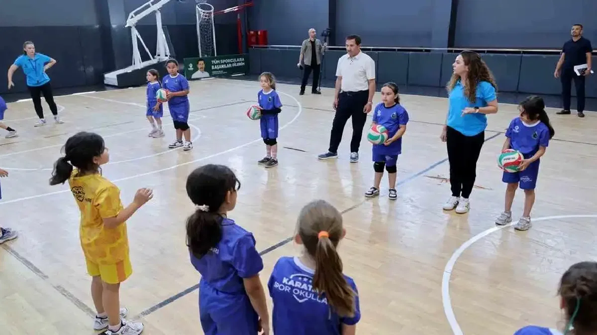 Konya Karatay Yaz Spor Okulları'nda heyecan