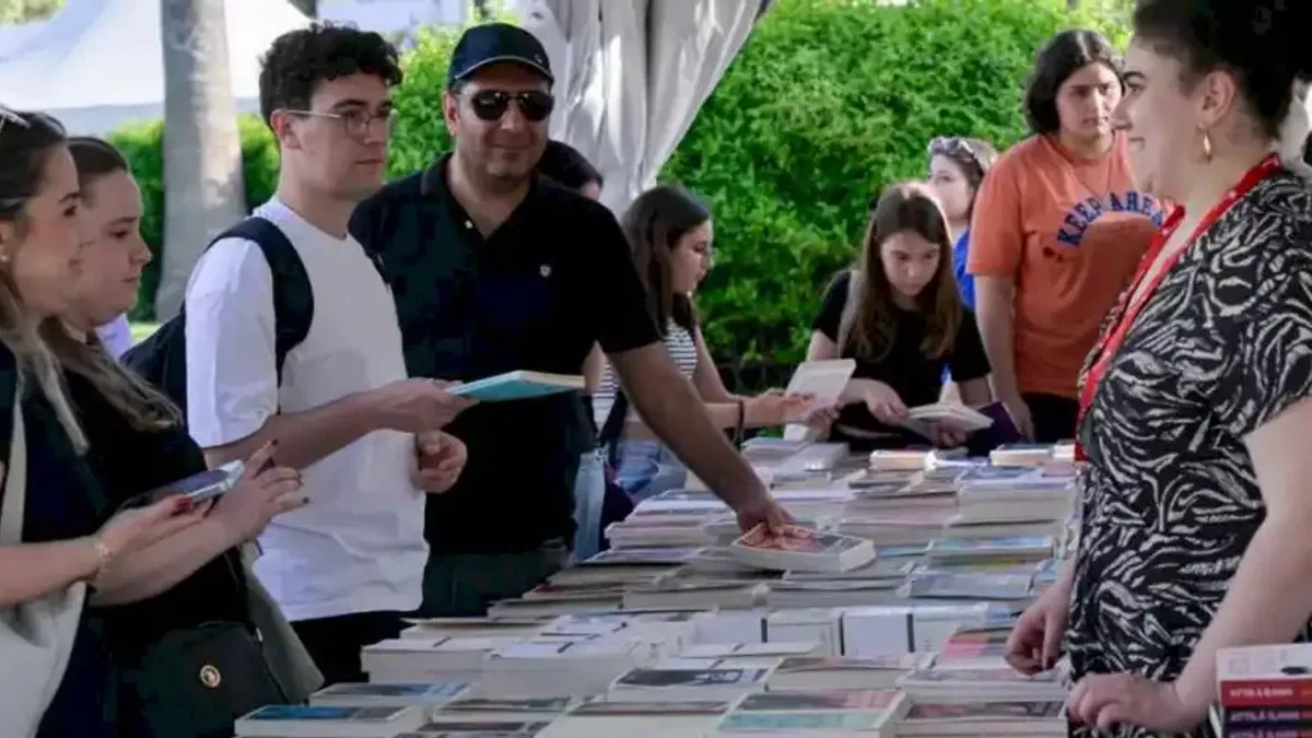 İZKİTAP ve İzmir Uluslararası Edebiyat Festivali Başlıyor