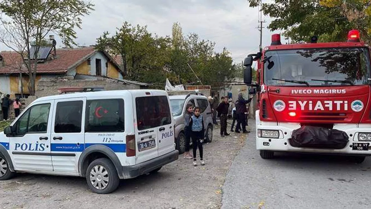 Kayseri'de evde çıkan yangında biri çocuk 3 kişi yaralandı